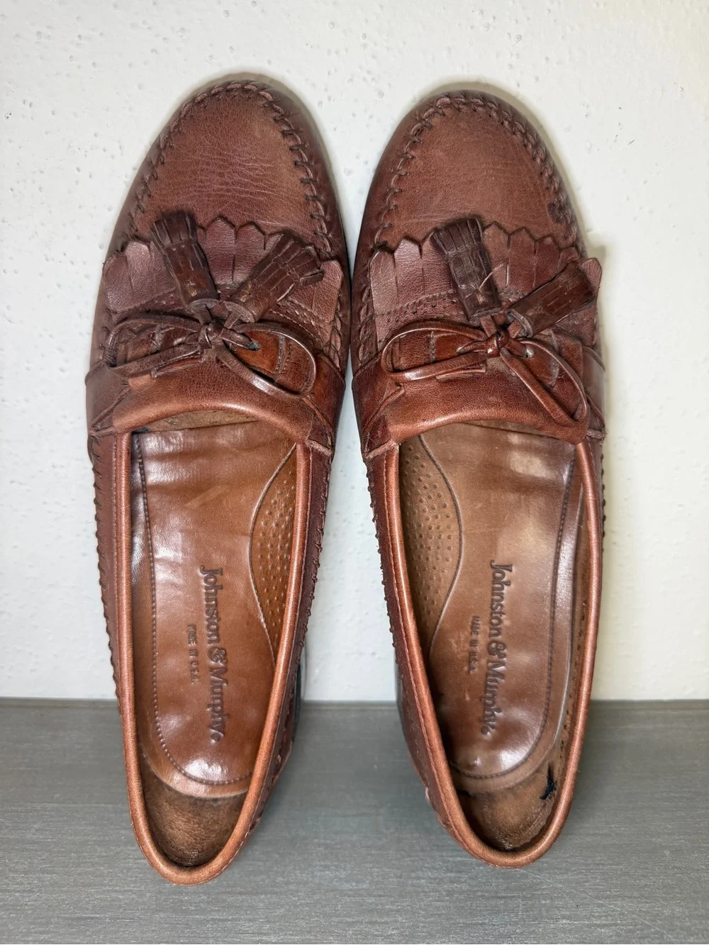 Vintage Johnston & Murphy Mens 8.5 Loafer Tasseled Slip On Leather Made USA